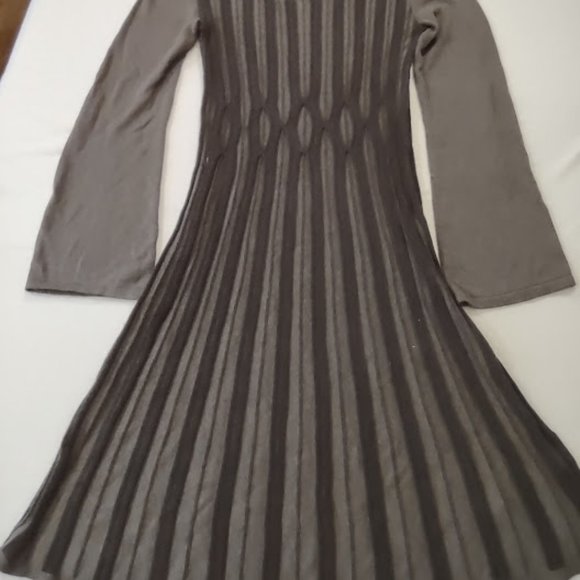 STYLE CO, CASUAL SWEATER DRESS GATHERED GEOMETRIC PATTERN AT WAIST, FLARE SKIRT - Picture 1 of 4